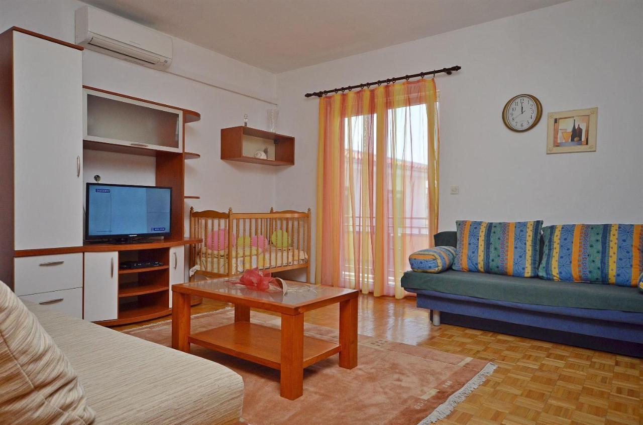 Apartment And Room Ivica Βόντιτσε Εξωτερικό φωτογραφία